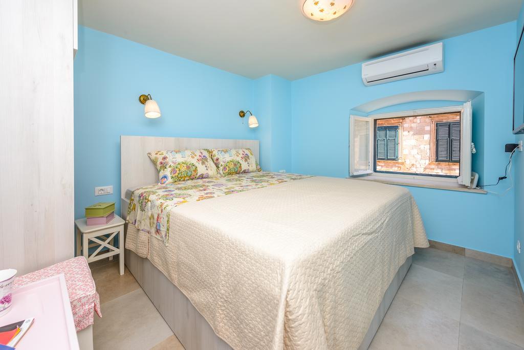 Stradun View En Suite Rooms & Studio Dubrovnik Exterior photo